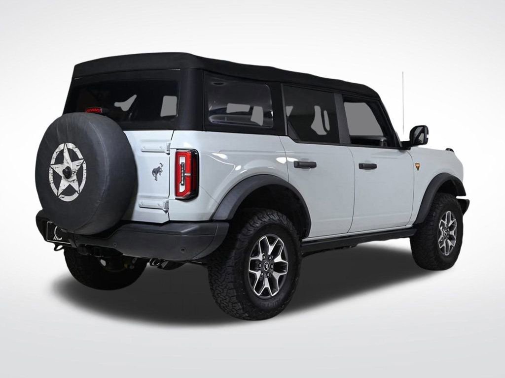 Used 2023 Ford Bronco Badlands image 5