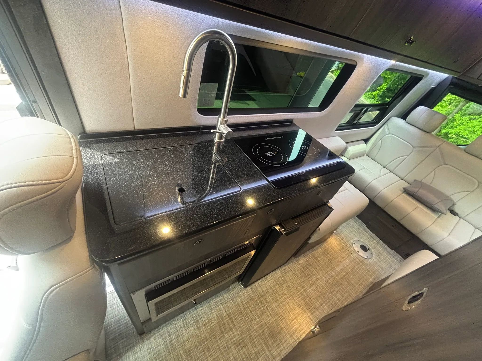 Used 2019 Mercedes-Benz Sprinter 3500 image 31