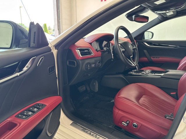 Used 2022 Maserati Ghibli Modena Q4 image 16