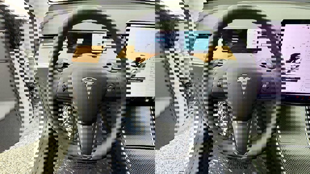 Used 2020 Tesla Model 3 Long Range image 13