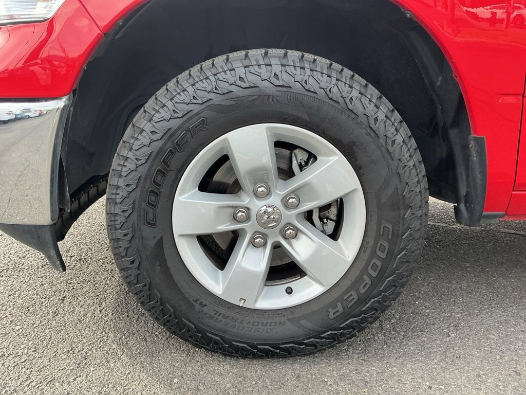 Used 2024 RAM 1500 Classic SLT AWD/4WD image 2