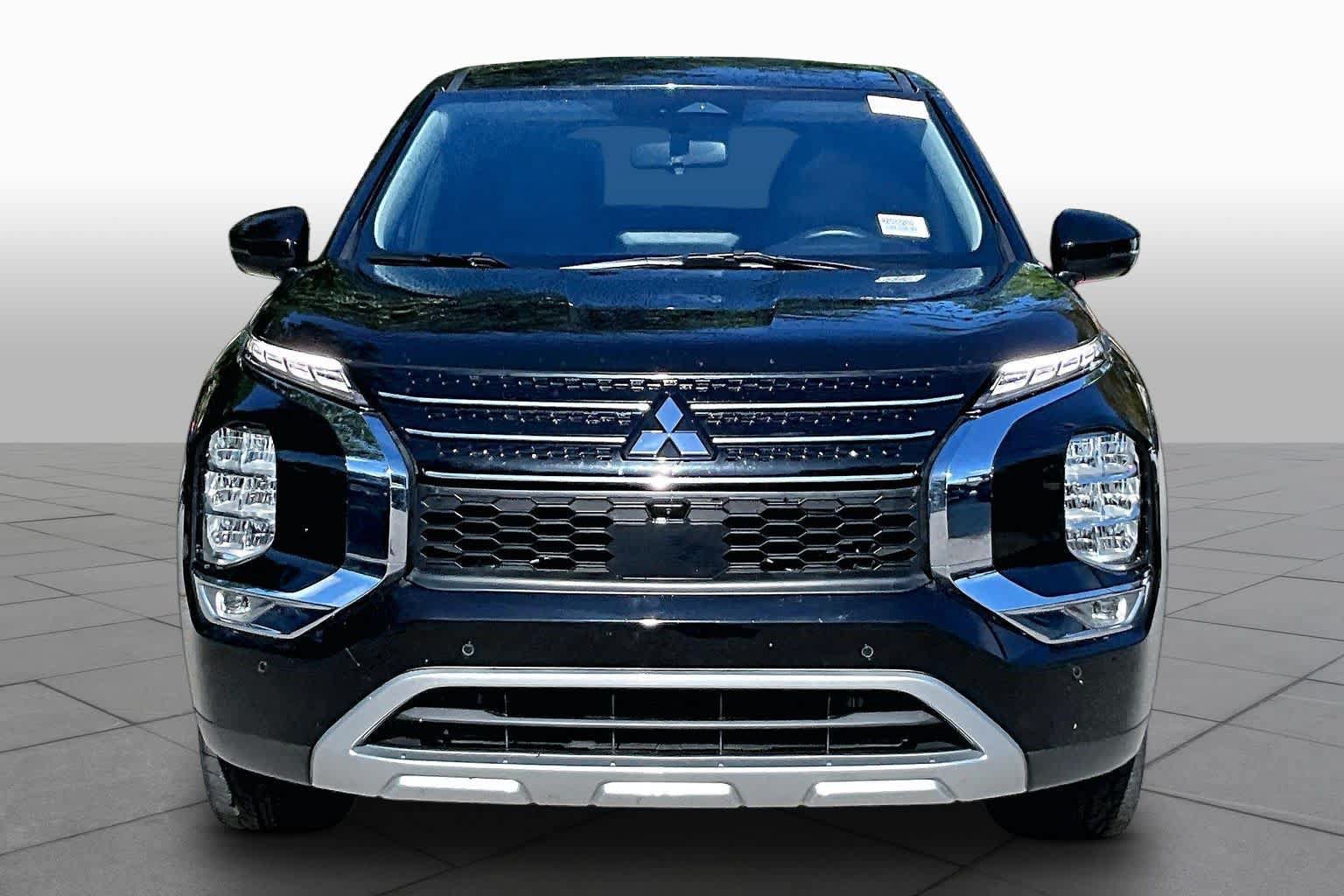 Used 2024 Mitsubishi Outlander SE FWD image 5