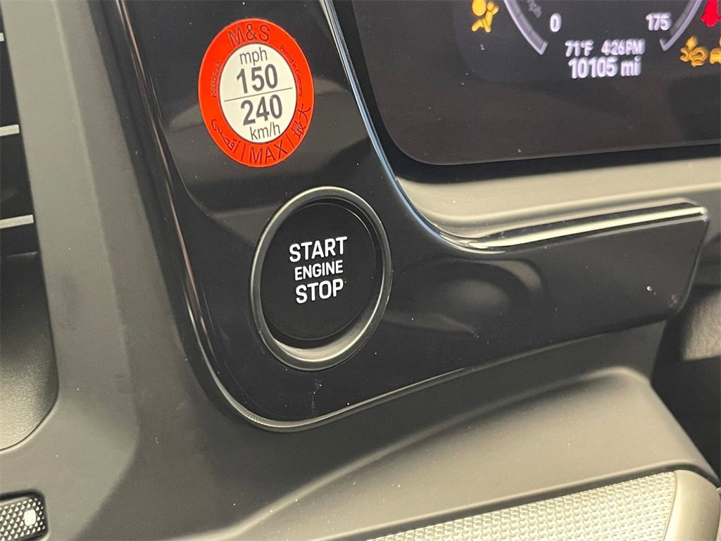 Used 2025 Porsche Cayenne image 13