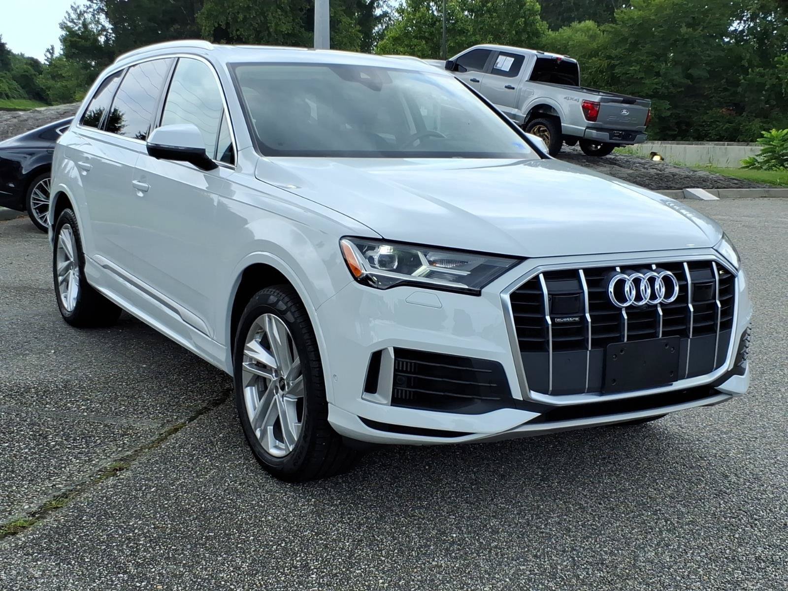 Used 2023 Audi Q7 3.0T Premium Plus w/ Premium Plus Package AWD/4WD image 5