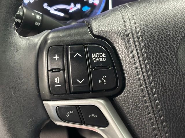 Used 2019 Toyota Highlander SE image 22