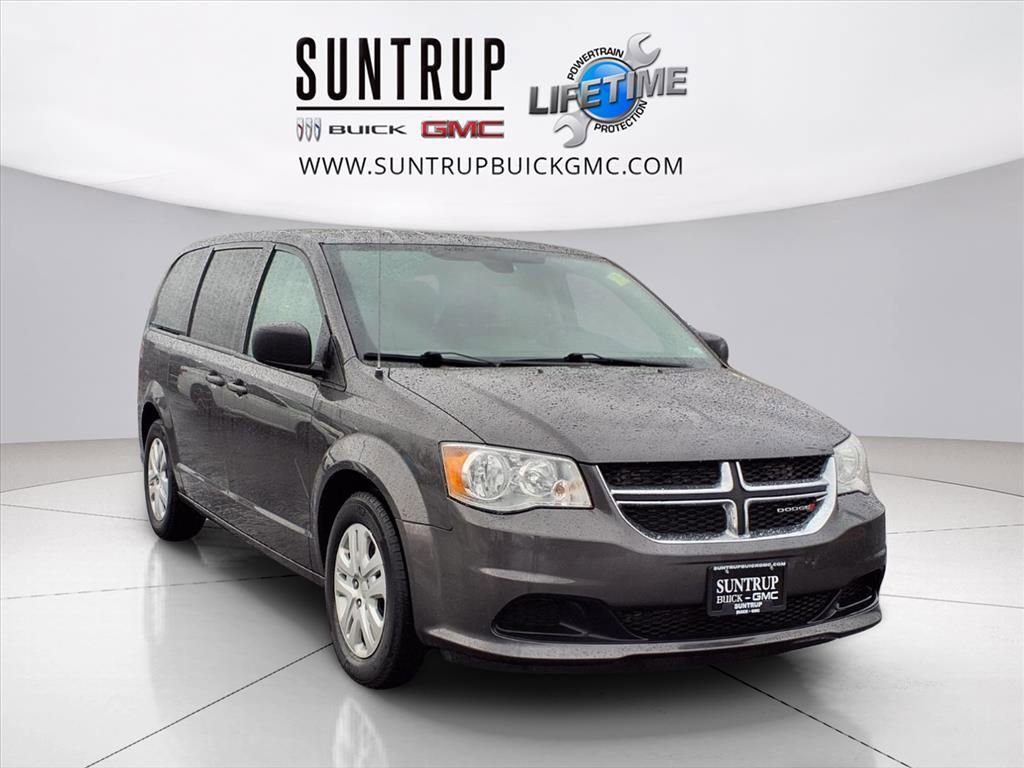 Used 2018 Dodge Grand Caravan SE w/ UConnect Hands-Free Group image 1