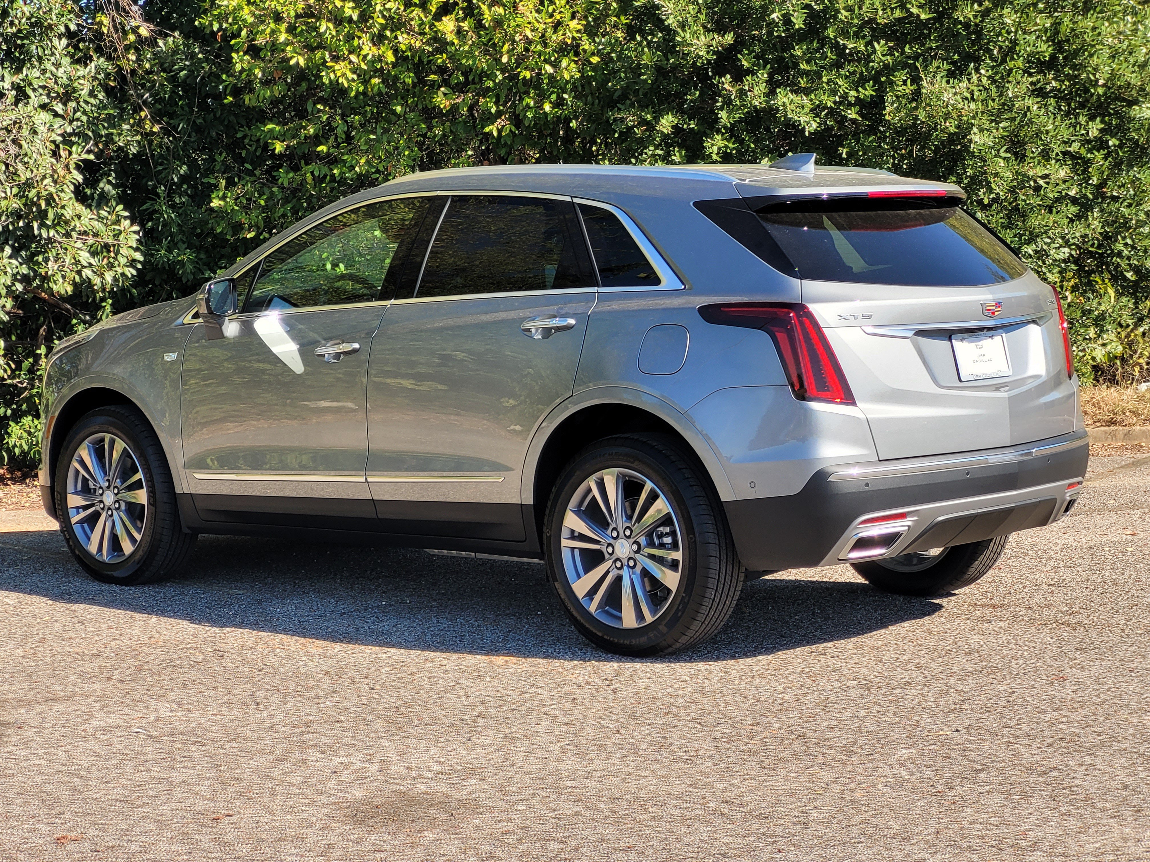 New 2026 Cadillac XT5 Premium Luxury w/ Driver Assist Package FWD image 6