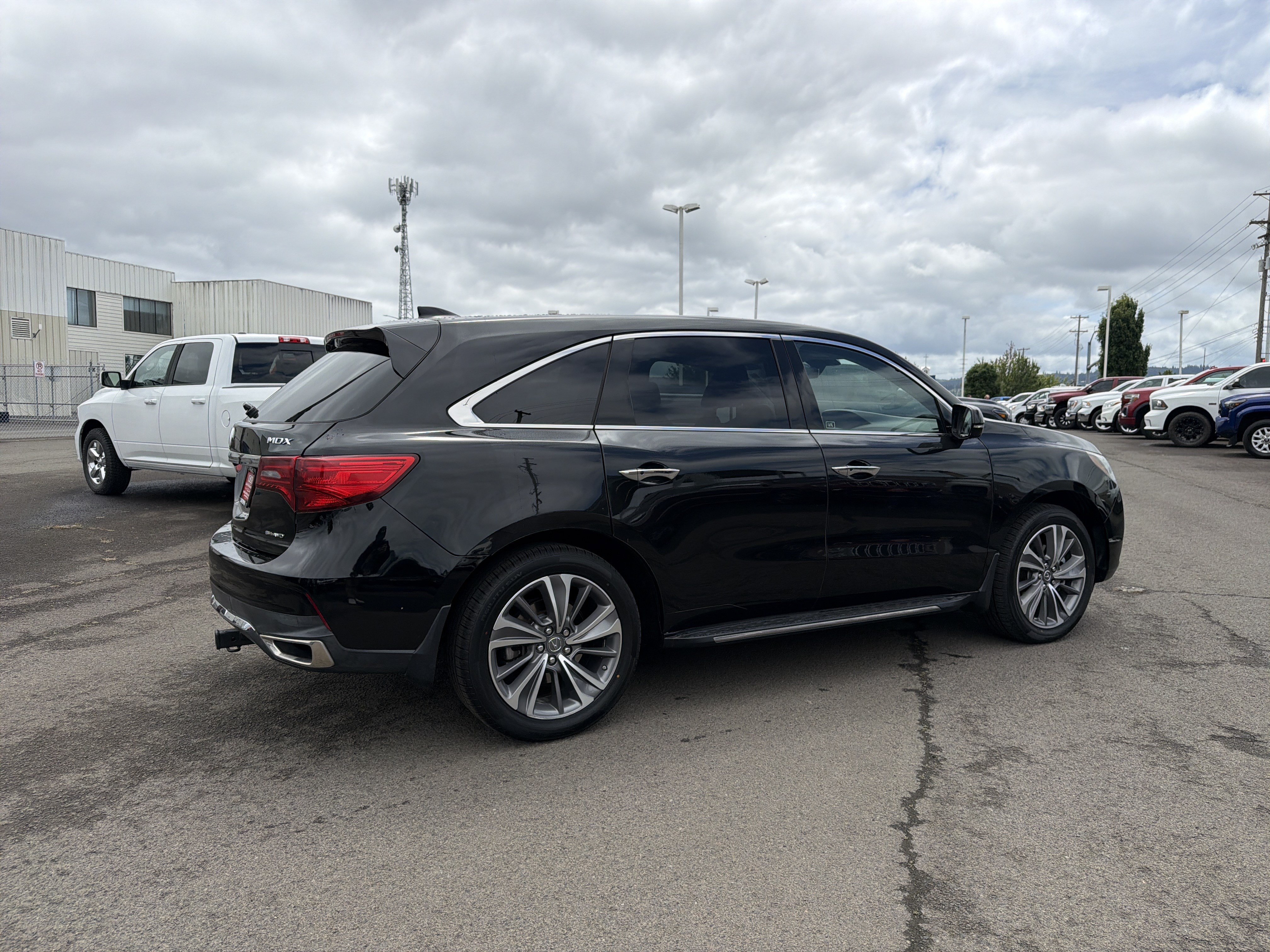 Used 2018 Acura MDX w/ Technology Package AWD/4WD image 6