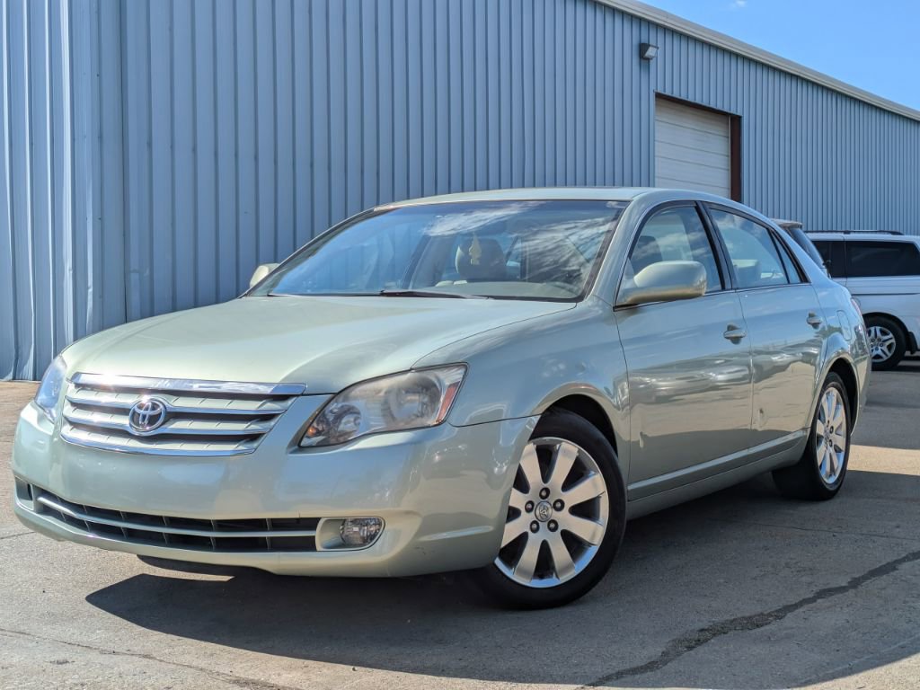 Used 2005 Toyota Avalon XLS