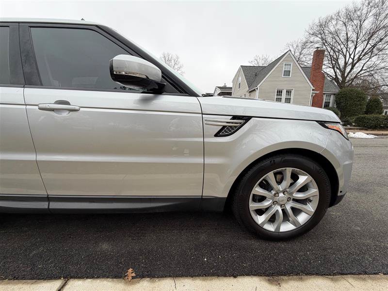 Used 2016 Land Rover Range Rover Sport HSE AWD/4WD image 11