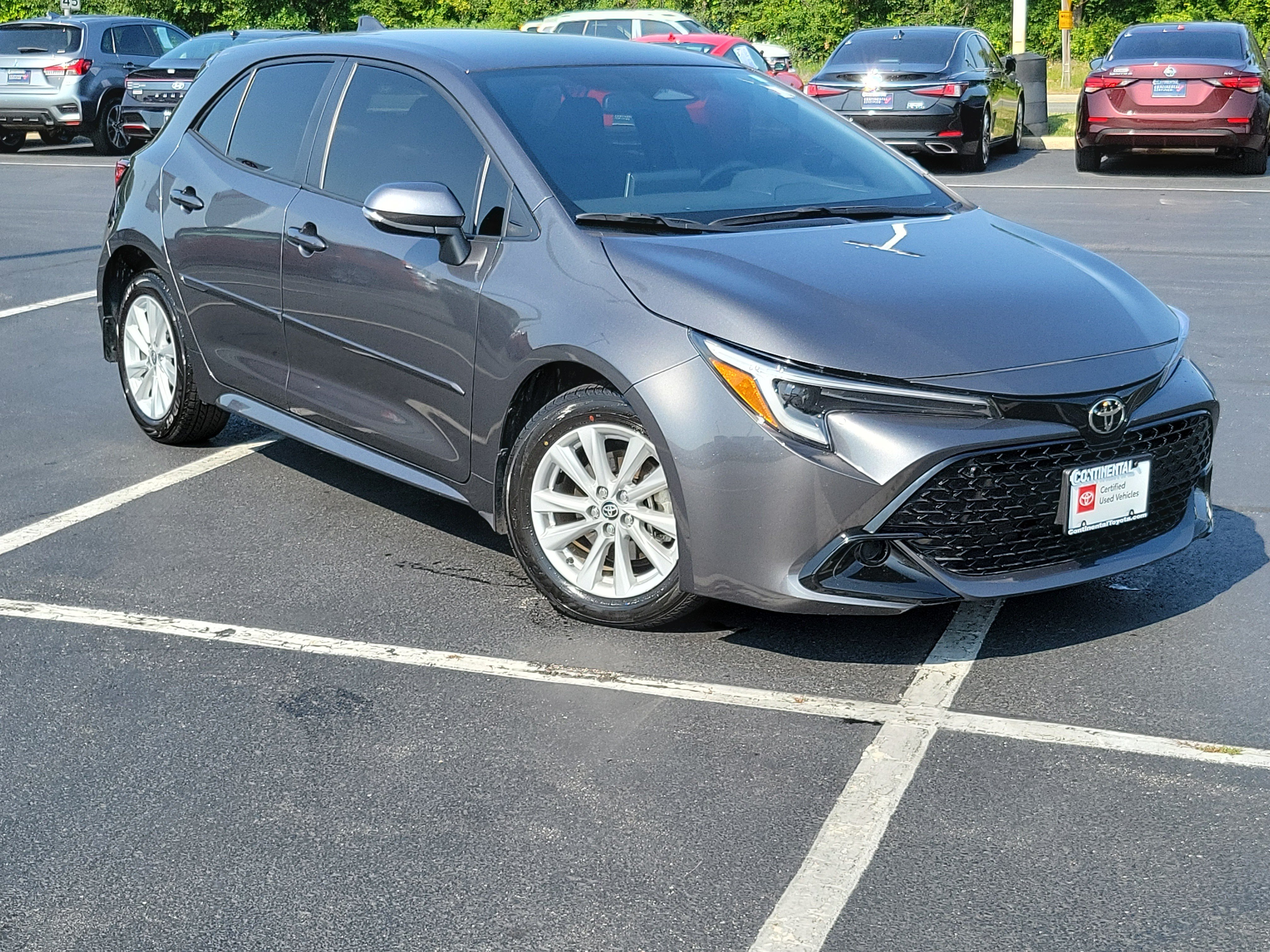 Certified 2025 Toyota Corolla SE w/ SE Package FWD image 32