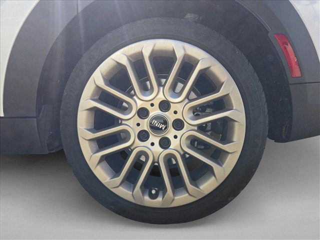 Used 2025 MINI Cooper S FWD image 25