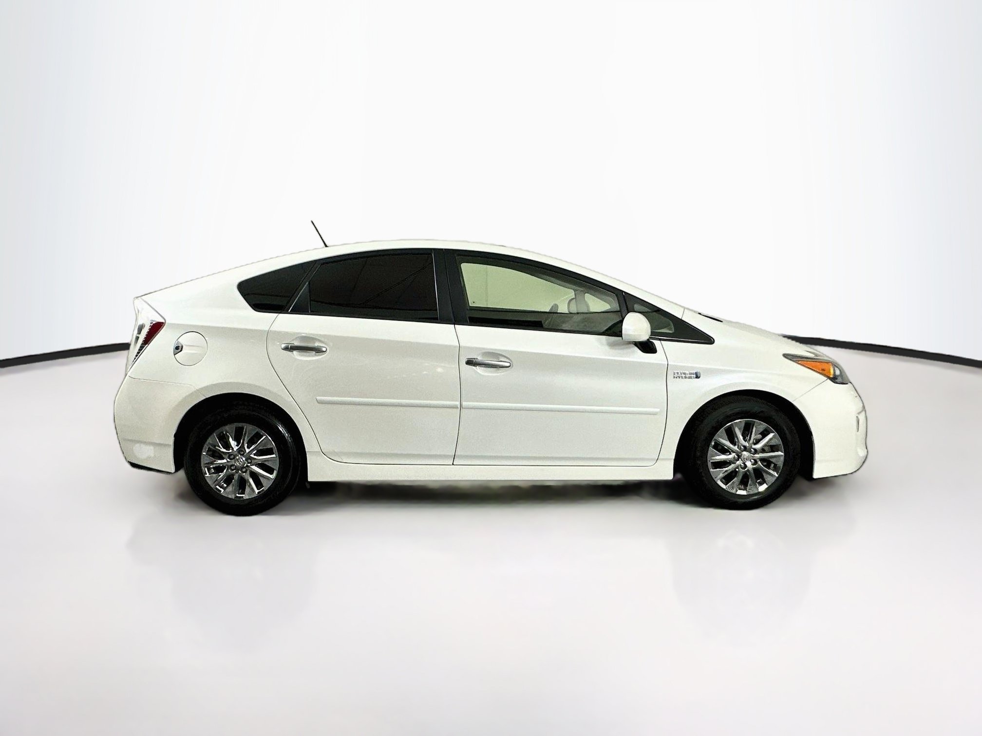 Used 2012 Toyota Prius Prime Advanced FWD image 10