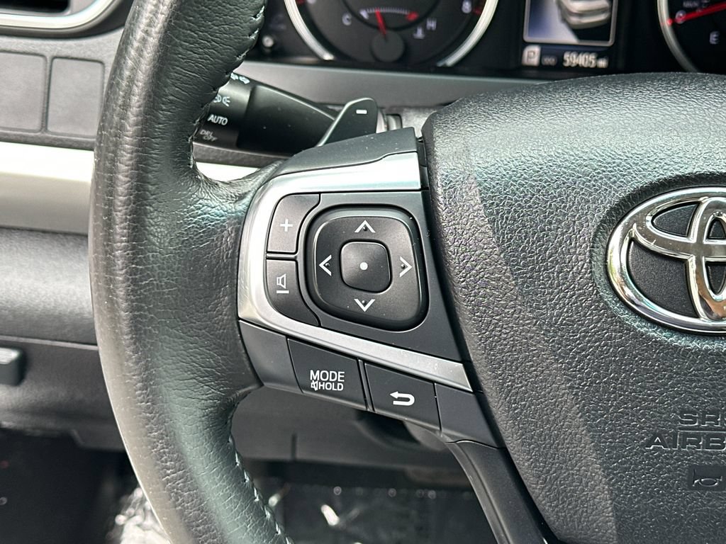 Used 2017 Toyota Camry SE FWD image 11