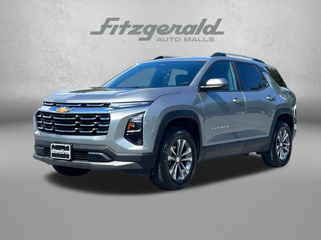 Used 2025 Chevrolet Equinox LT w/ Convenience Package II AWD/4WD image 2