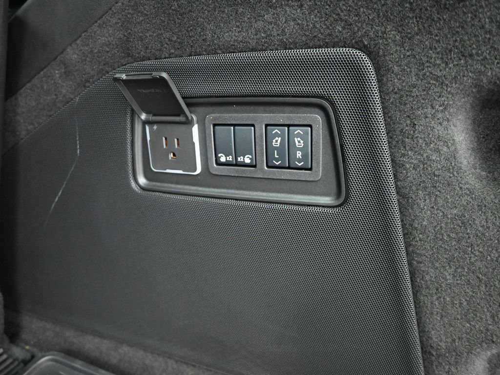 New 2025 Cadillac Escalade Premium Luxury w/ Touring Package image 18