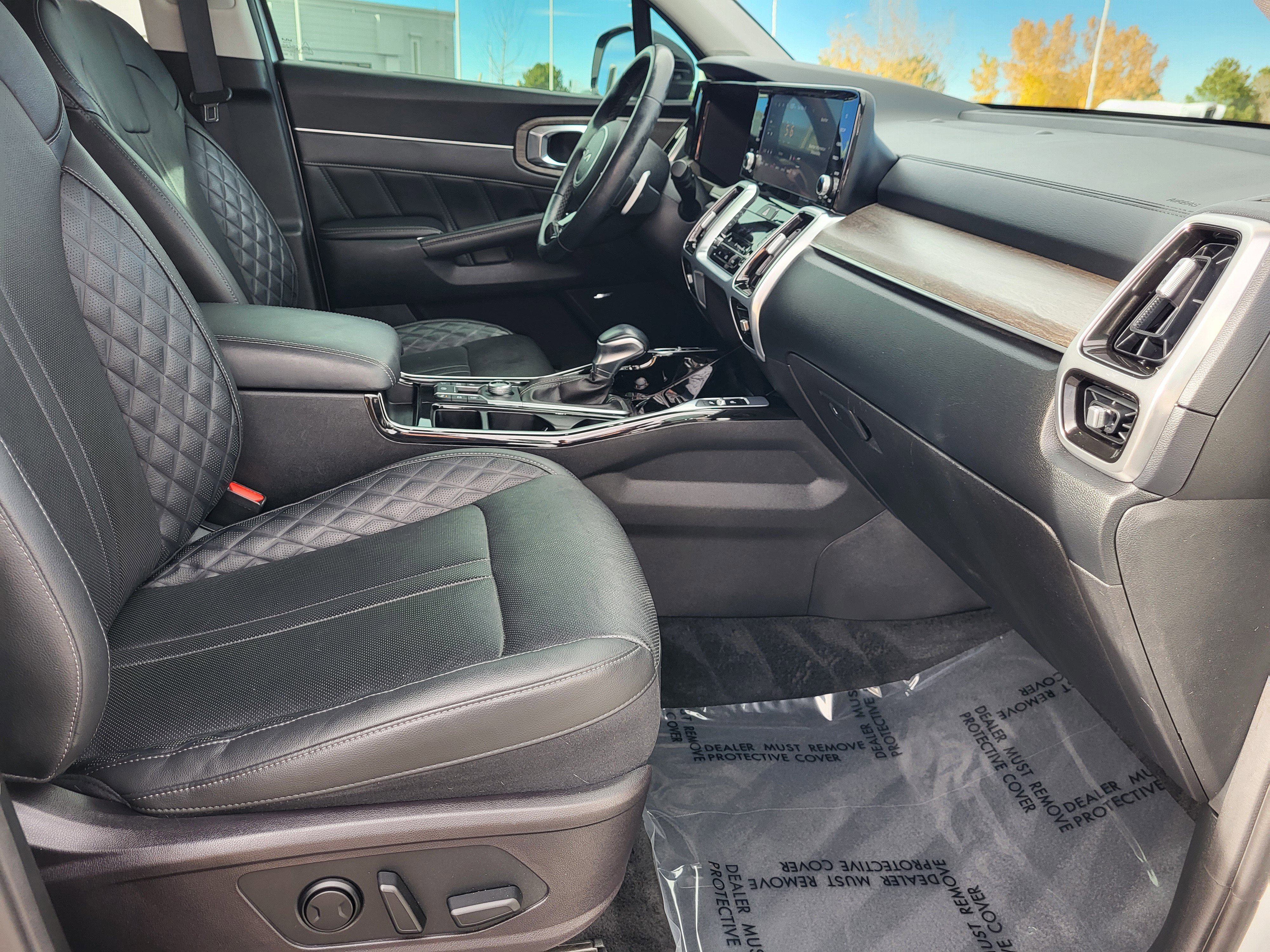 Used 2022 Kia Sorento SX Prestige image 20