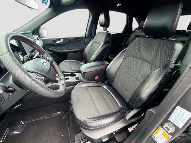 Used 2023 Ford Escape ST-Line w/ Tech Pack #1 FWD image 21