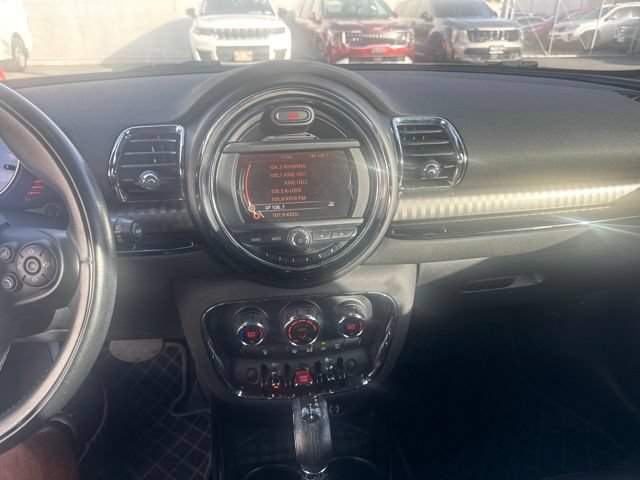 Used 2016 MINI Cooper Clubman FWD image 19