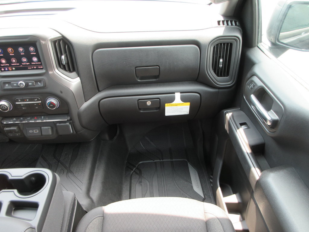 New 2026 Chevrolet Silverado 1500 Custom w/ Turbomax Blackout Package AWD/4WD image 18