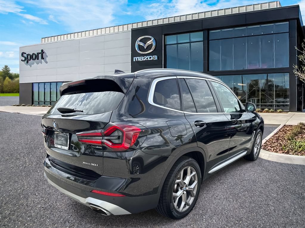 Used 2023 BMW X3 xDrive30i w/ Convenience Package AWD/4WD image 3