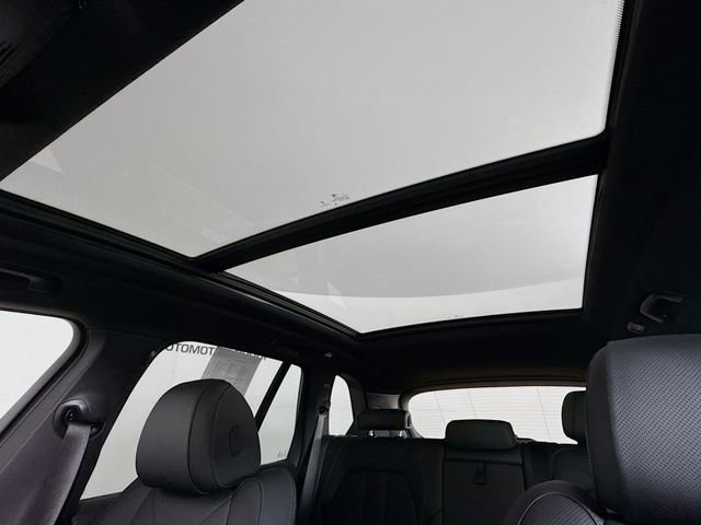Used 2024 BMW X5 xDrive40i w/ Premium Package image 23
