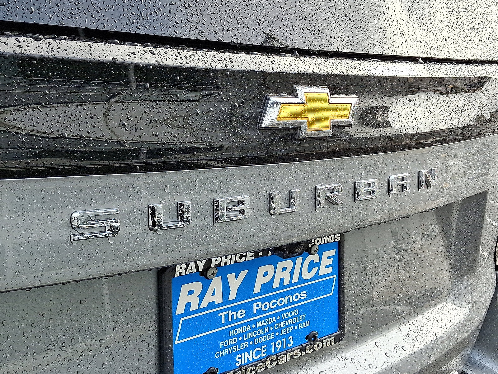 New 2026 Chevrolet Suburban LT image 23