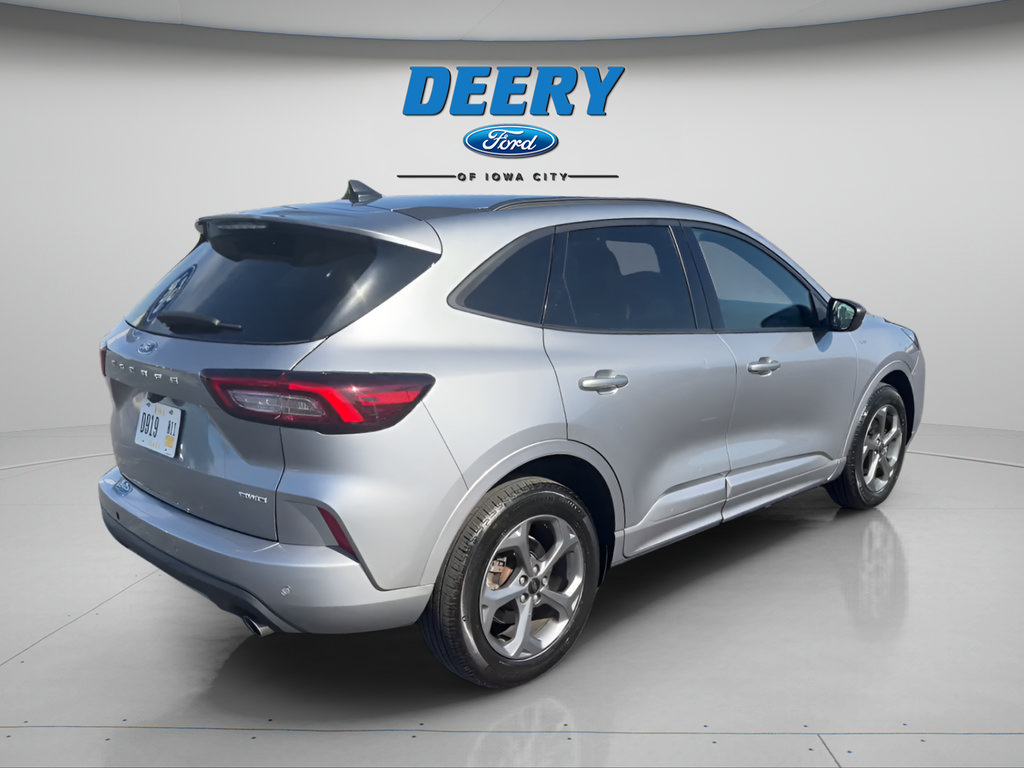 Certified 2024 Ford Escape ST-Line w/ Tech Pack #1 AWD/4WD image 6