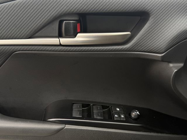 Used 2025 Toyota Camry SE FWD image 23