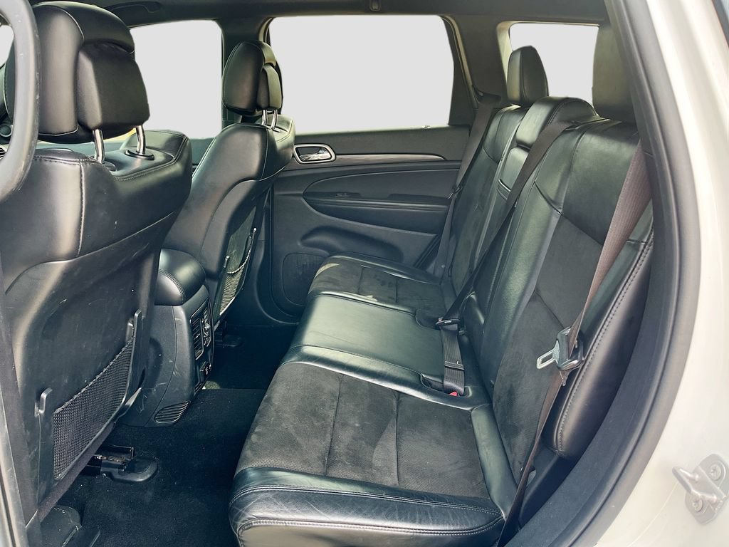 Used 2020 Jeep Grand Cherokee Altitude AWD/4WD image 25