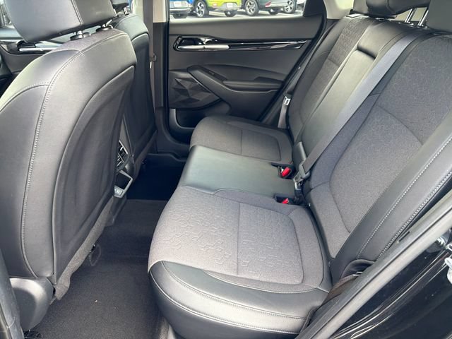 Used 2025 Kia Seltos S AWD/4WD image 25
