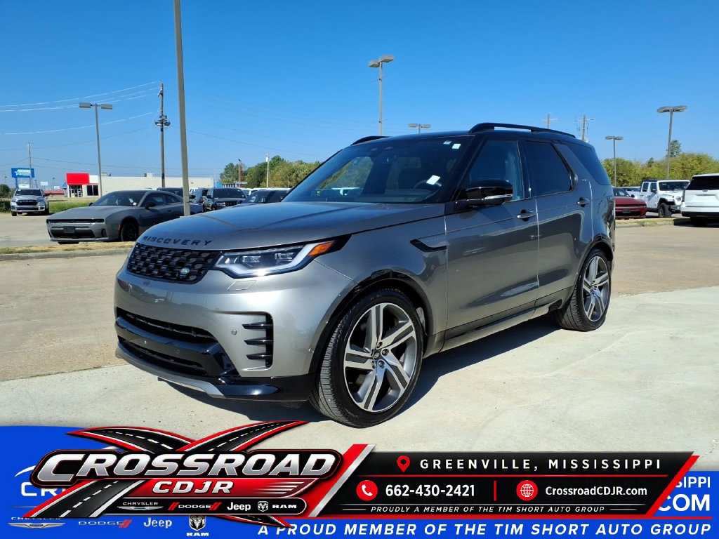 Used 2024 Land Rover Discovery Dynamic SE AWD/4WD image 1