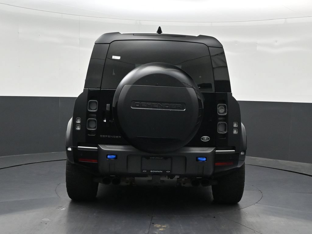 Used 2023 Land Rover Defender 90 V8 AWD/4WD image 4