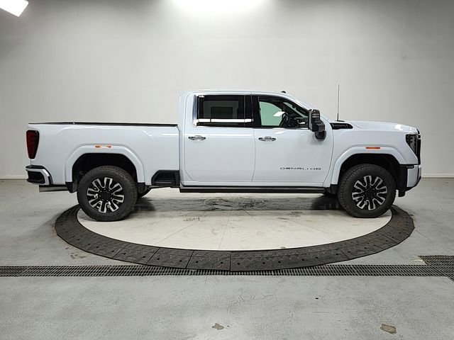 New 2026 GMC Sierra 2500 Denali Ultimate image 8