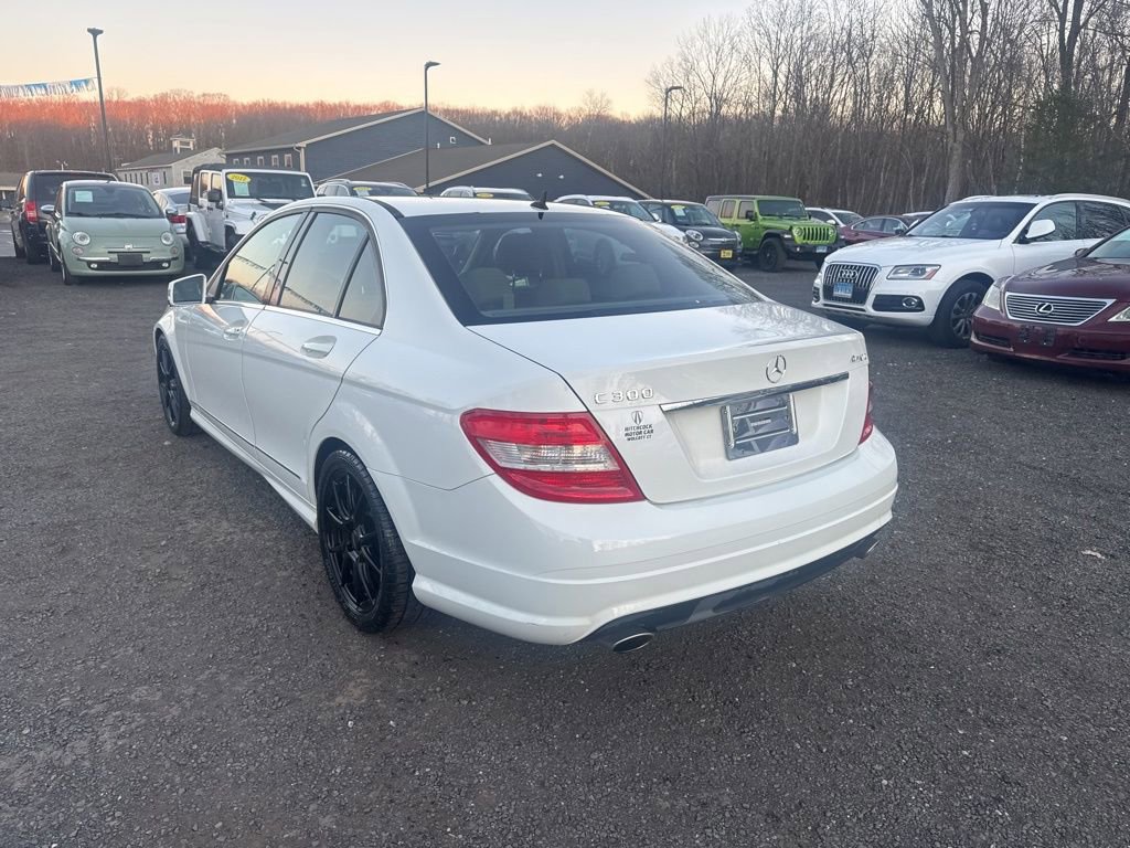 Used 2011 Mercedes-Benz C 300 4MATIC Sedan image 23