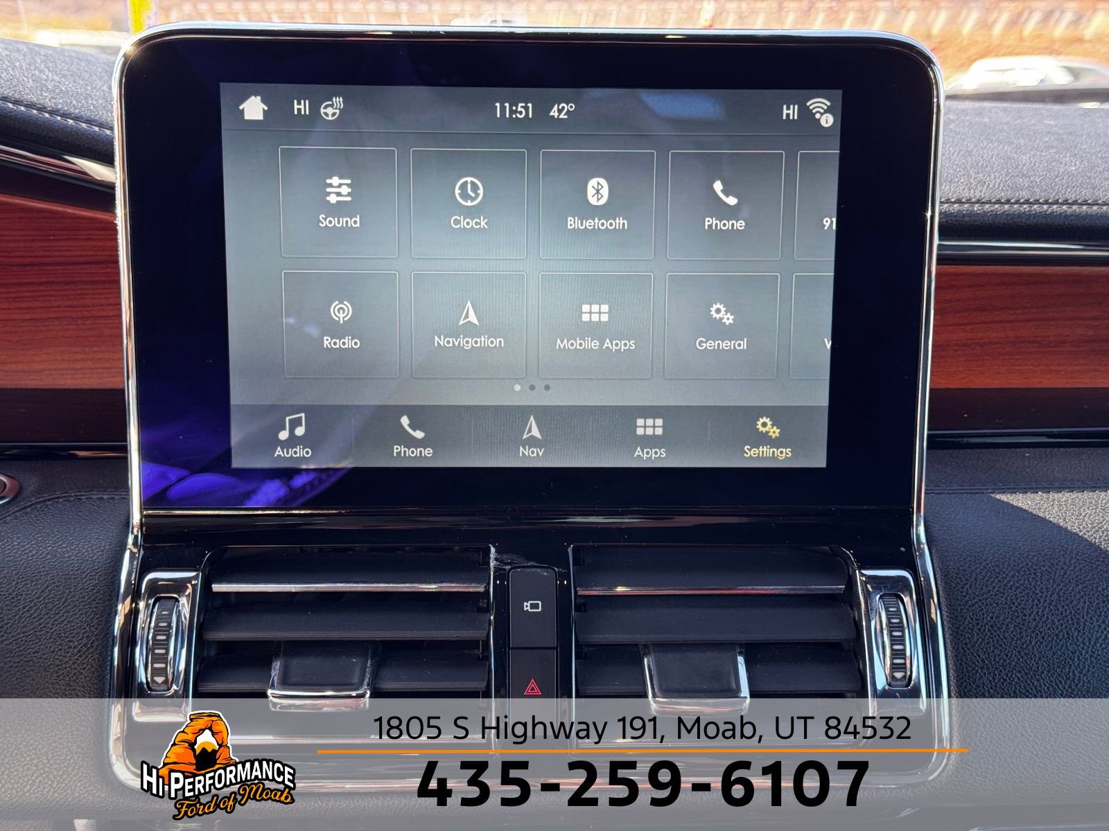 Used 2019 Lincoln Navigator Reserve w/ Cargo Package image 26