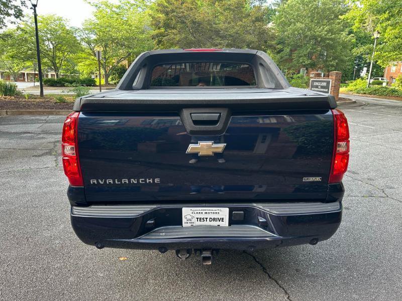 Used 2008 Chevrolet Avalanche LT w/ LT Preferred Equipment Group AWD/4WD image 8