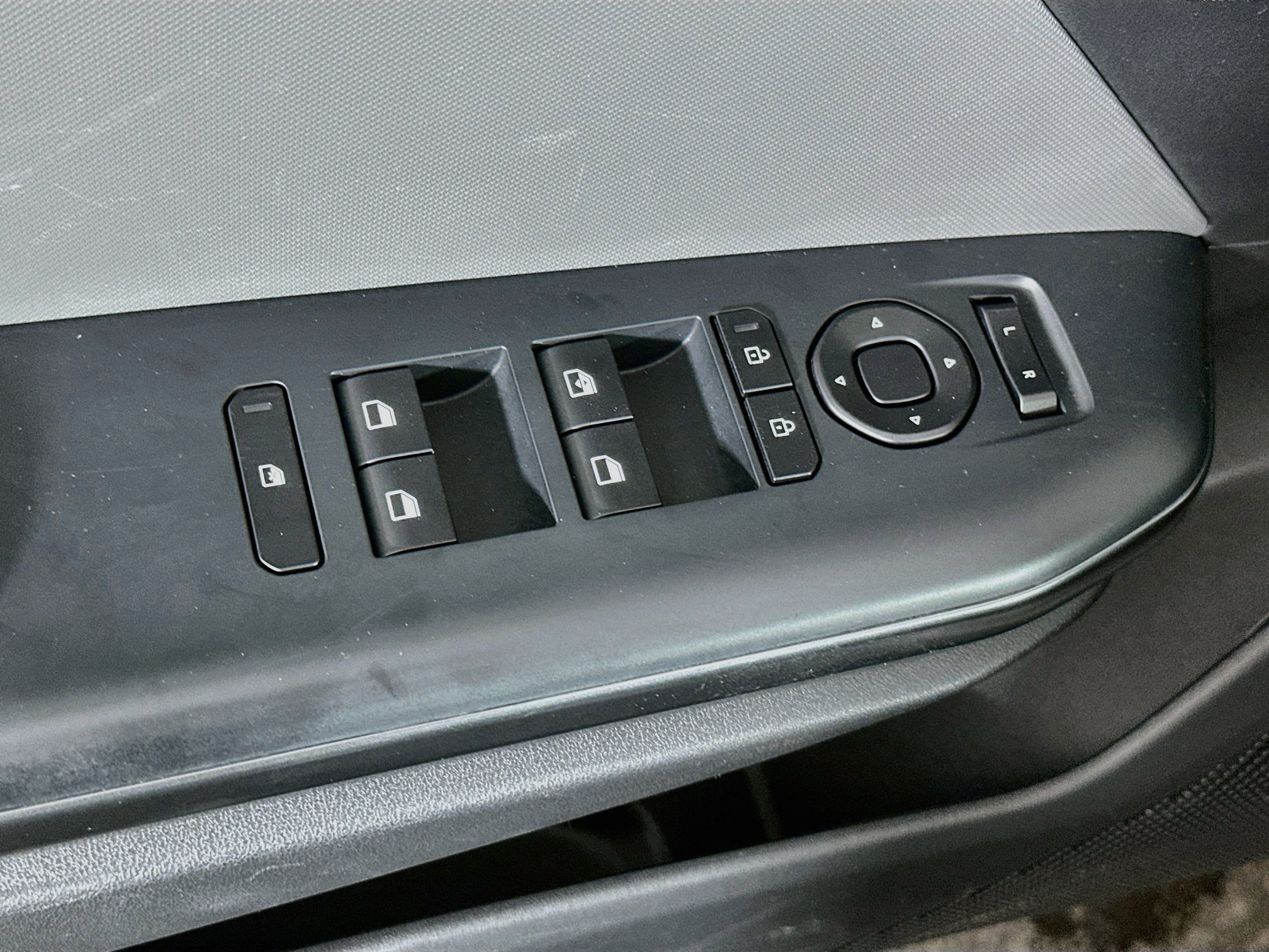 Used 2025 Kia K4 FWD image 15