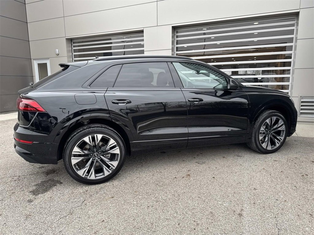 Used 2025 Audi Q8 Premium Plus image 7