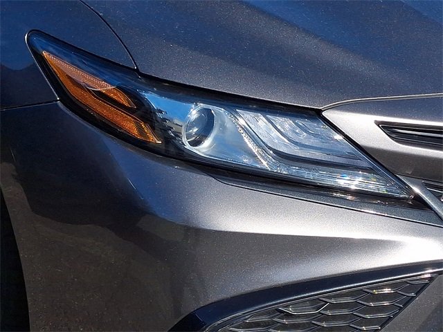 Used 2023 Toyota Camry XSE image 4