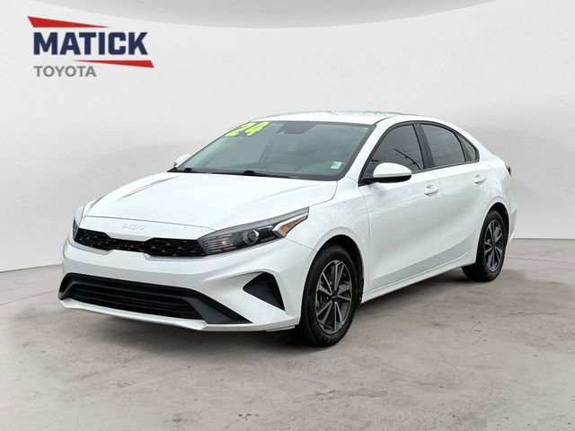 Used 2024 Kia Forte LXS FWD image 3
