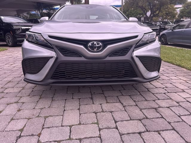Used 2024 Toyota Camry SE FWD image 19