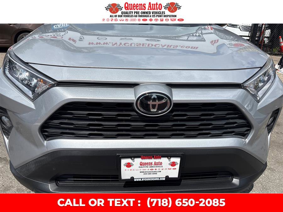 Used 2019 Toyota RAV4 XLE w/ All Weather Liner Package AWD/4WD image 27
