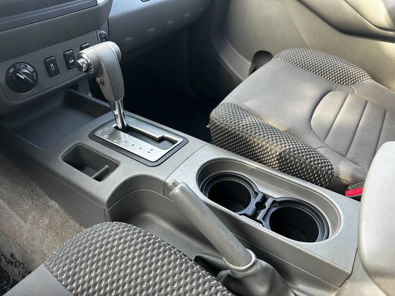 Used 2012 Nissan Frontier SV w/ Sport Appearance Pkg image 36