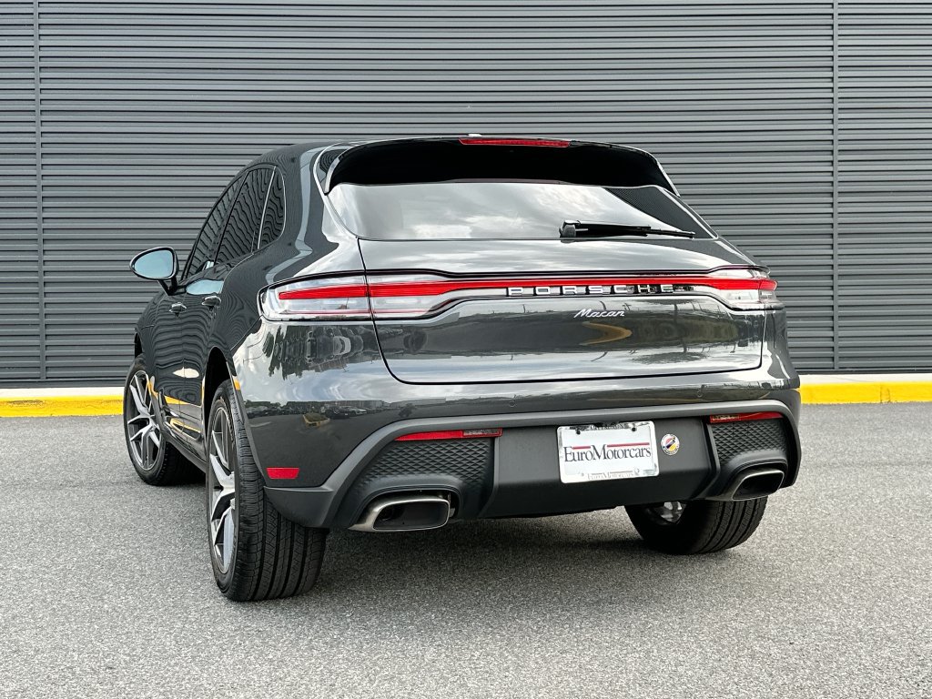New 2026 Porsche Macan AWD/4WD image 3
