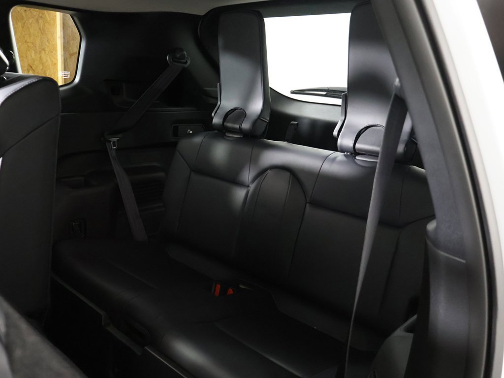 New 2025 Mitsubishi Outlander SE image 36