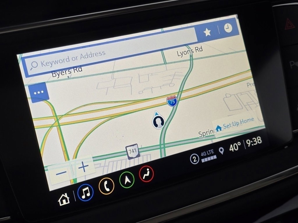 Used 2024 Buick Enclave Avenir image 4