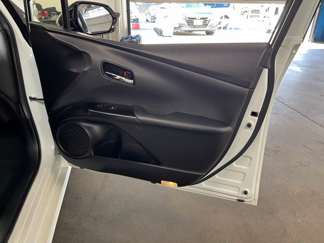 Used 2017 Toyota Prius Four FWD image 13