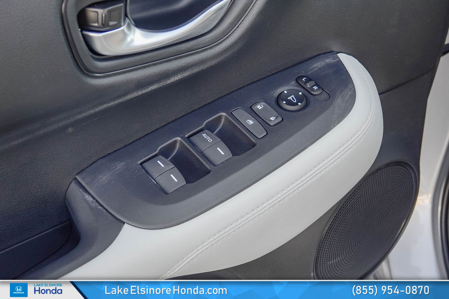 New 2026 Honda HR-V LX image 13
