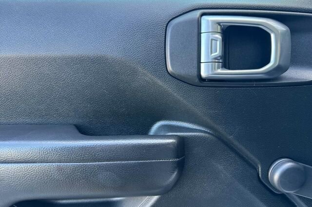 Used 2020 Jeep Wrangler Unlimited Sport AWD/4WD image 4